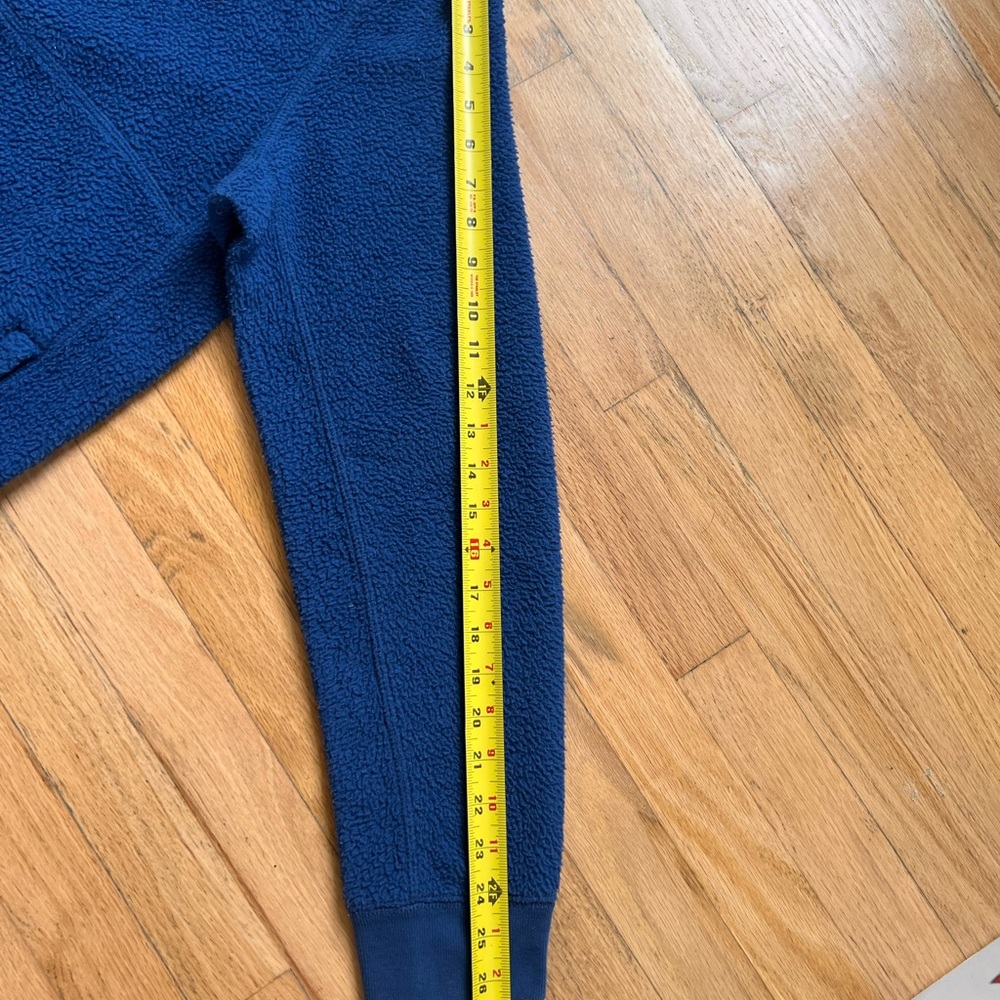 Abercrombie & Fitch Blue and Green Fleece Pullover - Picture 6 of 6